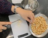 Foto langkah ke 1 dari resep 🍫Oreo Coklat Kacang.