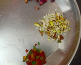 चाॅकलेटी तील कप्स फिल्ड विद मिक्सफ्रूट रबड़ी रेसिपी चरण 3 फोटो