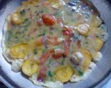 A picture of step 3 of Green Banana omelette.