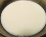 Foto langkah ke 1 dari resep Vanilla Muhallabiyah (Arabian Milk Pudding).