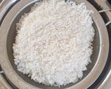 Foto langkah ke 1 dari resep Mango Sticky Rice Sushi.