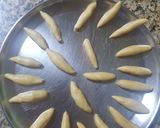 गडगीळं (Jaggery Sticks) (gadgil recipe in marathi) रेसिपी स्टेप 2 फोटो 