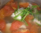 Hình bước làm 3 của món Canh cá cam nấu ngót