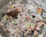 A picture of step 4 of Hung curd salad.