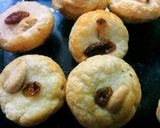 A picture of step 5 of Dahi Vada.