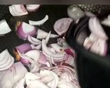 صورة لخطوة 2 من وصفة أسهل طريقة شاورما فراخ اقتصاديه جداً 🍗🍗🍗