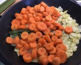 Une image de l'étape 9 de Carottes et fenouil au bouillon ail curcuma et thym du jardin.