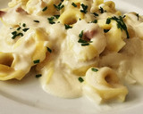 Foto del paso 6 de la receta: Tortellini de carne a la crema con jamón y Parmesano