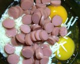 Foto langkah ke 6 dari resep 10#- omelet nasi keju #seninsemangat.