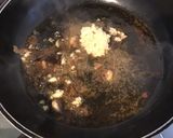 Une image de l'étape 2 de Courgettes bicolores au jus de bœuf et herbes aromatiques.