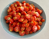 Foto del paso 1 de la receta: Tomates cherry confitados