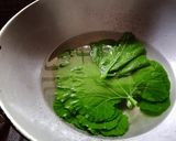 কুমড়ো পাতায় চিংড়ি ভাপা(kumro patay chingri vapa recipe in Bengali) রেসিপি ধাপ - 2 ছবি