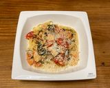 A picture of step 6 of Spaghetti with Chicken Tomato and Spinach.
