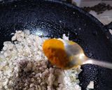 A picture of step 2 of Half Moon chicken samosa.