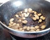 A picture of step 3 of Almond soup.