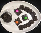 A picture of step 12 of Oreo truffle.