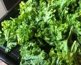 Foto del paso 2 de la receta: Kale snacks 🥬