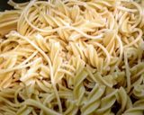 Foto langkah ke 2 dari resep Pasta Pesto Bumbu Instan.