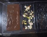 ड्रायफूट लोडेड चॉकलेट (dry fruit loaded chocolate recipe in marathi) रेसिपी स्टेप 4 फोटो 