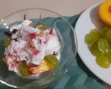 Foto del passaggio 2 della ricetta Paciugo a modo mio, con gelato all'amarena e frutta di stagione