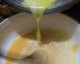Hình bước làm 3 của món Nhân Custard (trứng sữa)