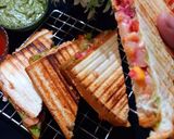 A picture of step 5 of Mix Veg sandwich.