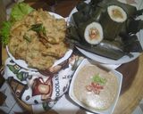 Foto langkah ke 7 dari resep Lontong isi lengkap sama bakwan n sambel kacang.