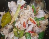 Foto langkah ke 3 dari resep Garang asem ayam tanpa daun pisang.