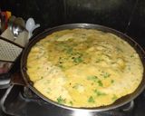 A picture of step 3 of Tomato dosa.