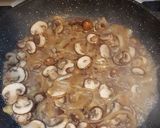 รูปขั้นตอนการทำที่ 2 ของ Mushroom stroganoff