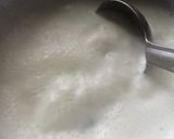 A picture of step 2 of Makhana kheer.