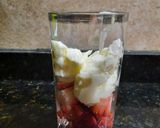 Foto del paso 4 de la receta: Copa de frutillas tipo cheesecake