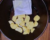 A picture of step 4 of Yousama's Low-Sodium Chicago Pizza Bread.