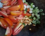 Foto langkah ke 2 dari resep 464. Sop Tomat Telur.