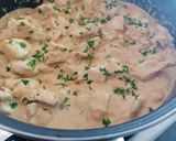 Une image de l'étape 6 de Poulet au paprika.