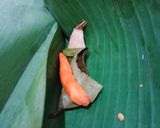 Foto langkah ke 4 dari resep Bothok Tahu Telur Asin (pakai daun pisang).