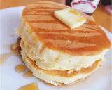 A picture of step 25 of Thick Soufflé Pancakes Made with Meringue.