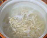 Foto langkah ke 1 dari resep Mie Kuah Kecap.