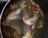 Hình bước làm 3 của món Cá chép om dưa