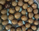 चॉकलेट लडू (chocolate ladoo recipe in Hindi) रेसिपी चरण 7 फोटो
