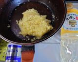 A picture of step 5 of Yousama's Low-Sodium Chicago Pizza Bread.