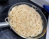 Foto del paso 7 de la receta: Spaghettis fritos con pollo al curry