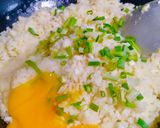 Hình bước làm 3 của món Cơm chiên trứng