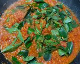 Foto langkah ke 2 dari resep Ayam cabe kering daun kari.