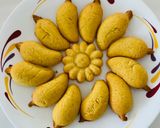 A picture of step 5 of Mango biscuits (vegan).