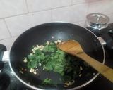 முருங்கை கீரை சாதம் (Murungai kaai Saatham Recipe in Tamil) ரெசிபி ஸ்டேப் 2 புகைப்படம்