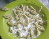 Foto langkah ke 6 dari resep 25. Kue bawang.