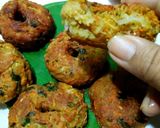 A picture of step 3 of Veggie Choley Vada.