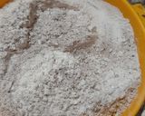 A picture of step 1 of Eggless cake with truffle sauce.