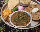 A picture of step 4 of Green Amaranth Curry.